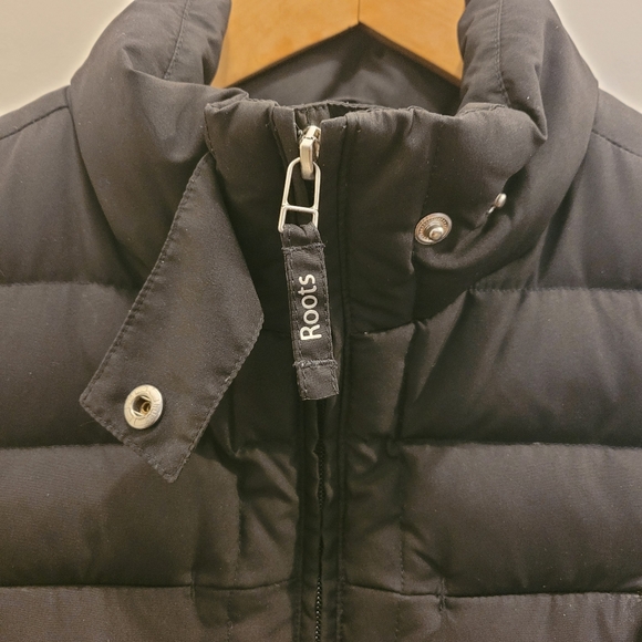 Roots 73 athletics small womens down/feather black quilted vest - Picture 3 of 11